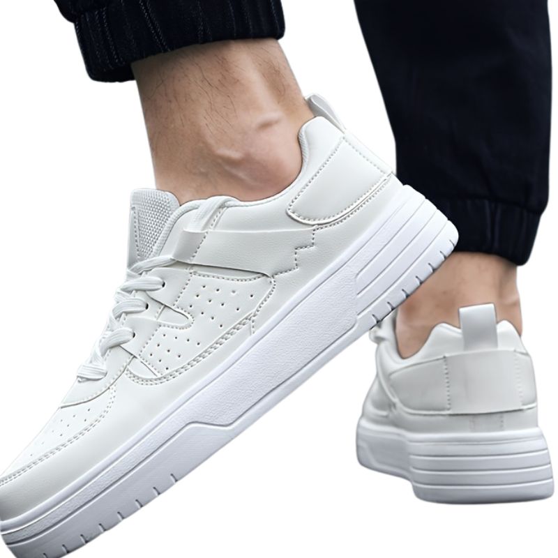 Lightweight Casual Sports Shoes